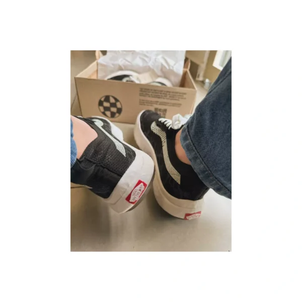 Tênis Feminino Vans UltraRange VR3 - Imagem 17