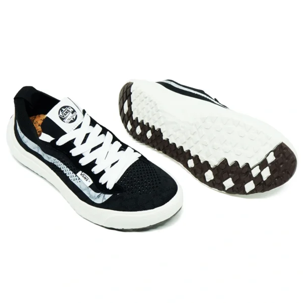 Tênis Feminino Vans UltraRange VR3 - Imagem 12